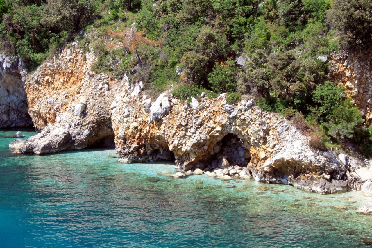Apartments By The Sea Brsec, Opatija - 2359 Екстериор снимка