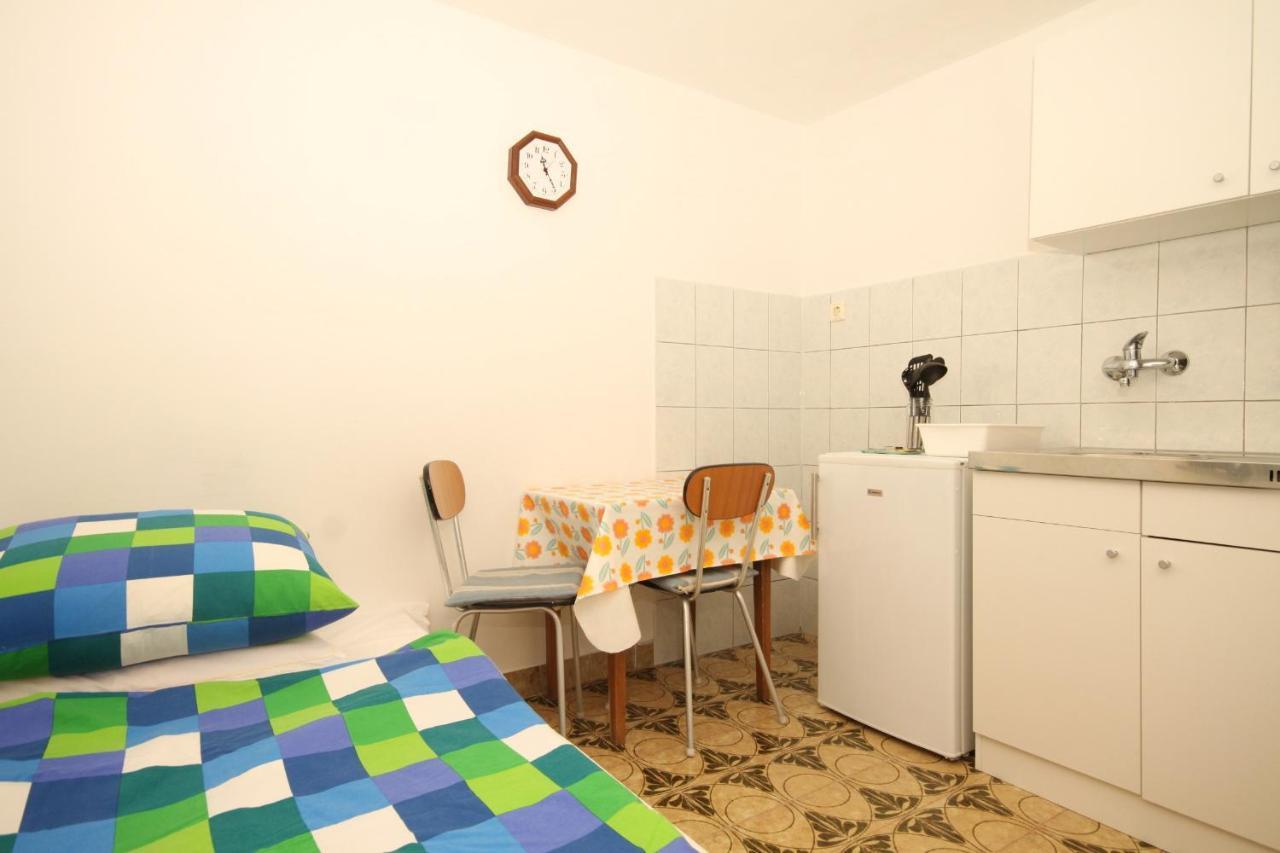 Apartments By The Sea Brsec, Opatija - 2359 Екстериор снимка